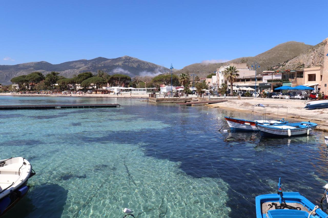 Casa De Paoli - Vista Mare Arenella, Palermo Con Parcheggio Privato Apartment ภายนอก รูปภาพ