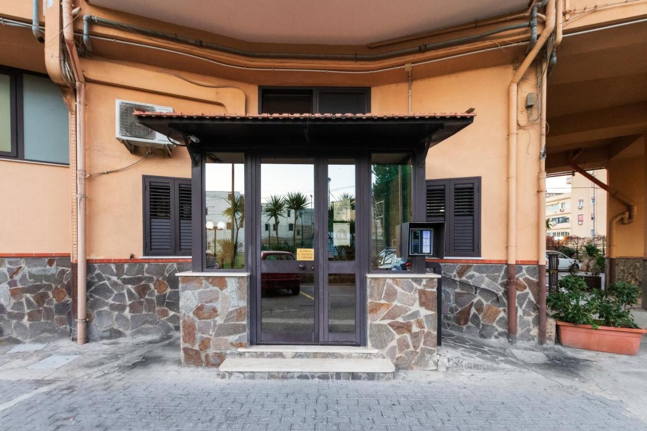 Casa De Paoli - Vista Mare Arenella, Palermo Con Parcheggio Privato Apartment ภายนอก รูปภาพ